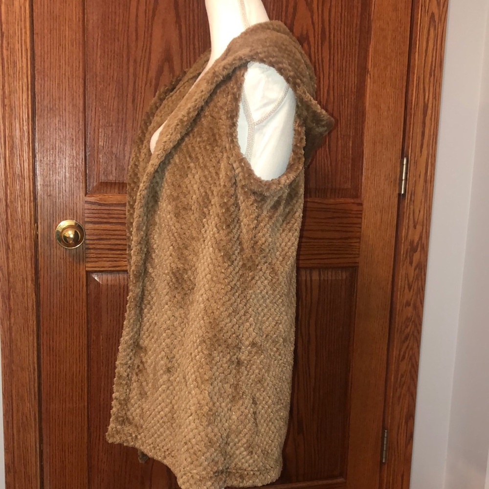 Source Unknown Tan Textured Vest - Picture 3 of 6
